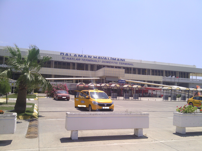 Dalaman Havalimanı Taksi Durağı